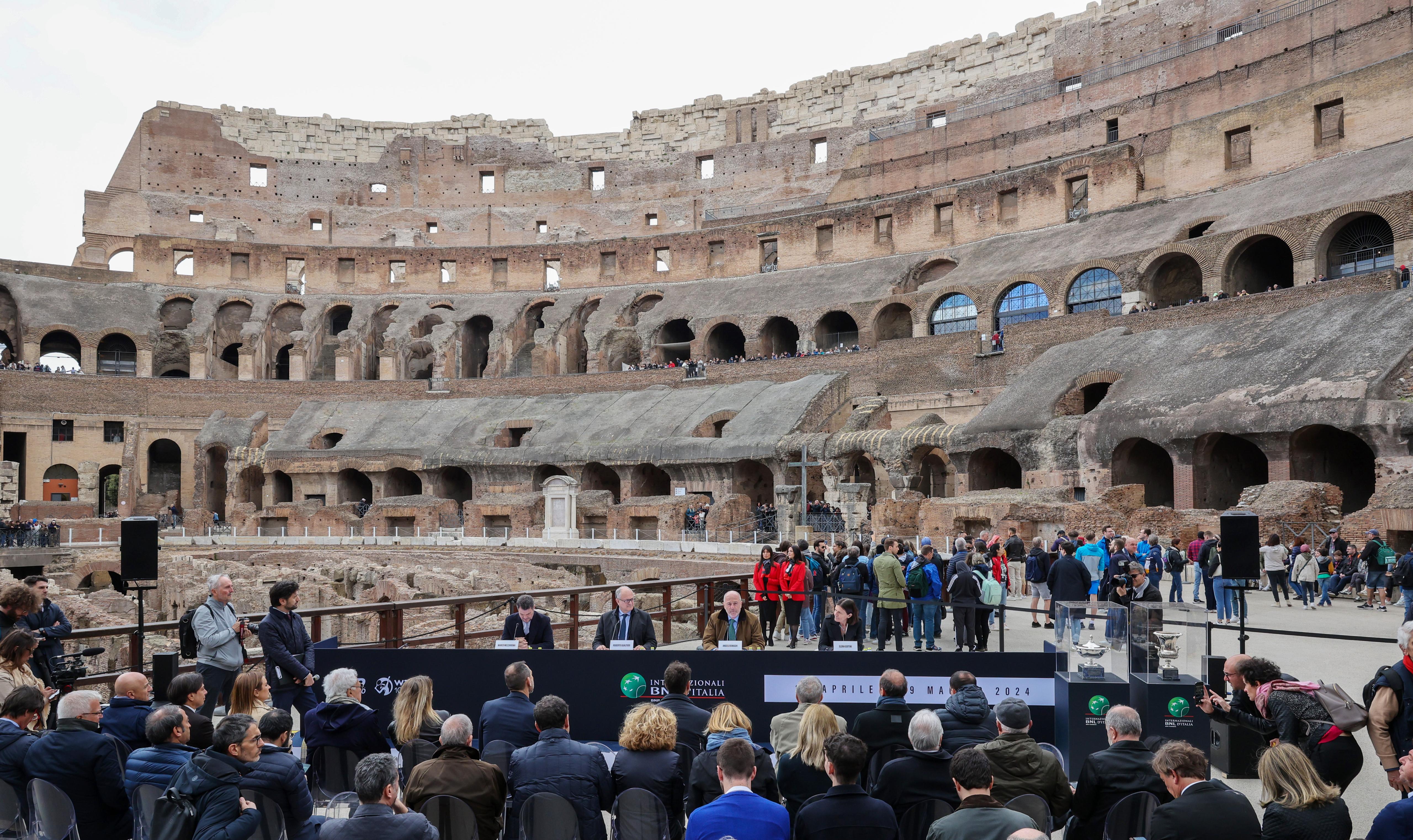 images/COLOSSEO_CONF_STAMPA_IBI.jpg