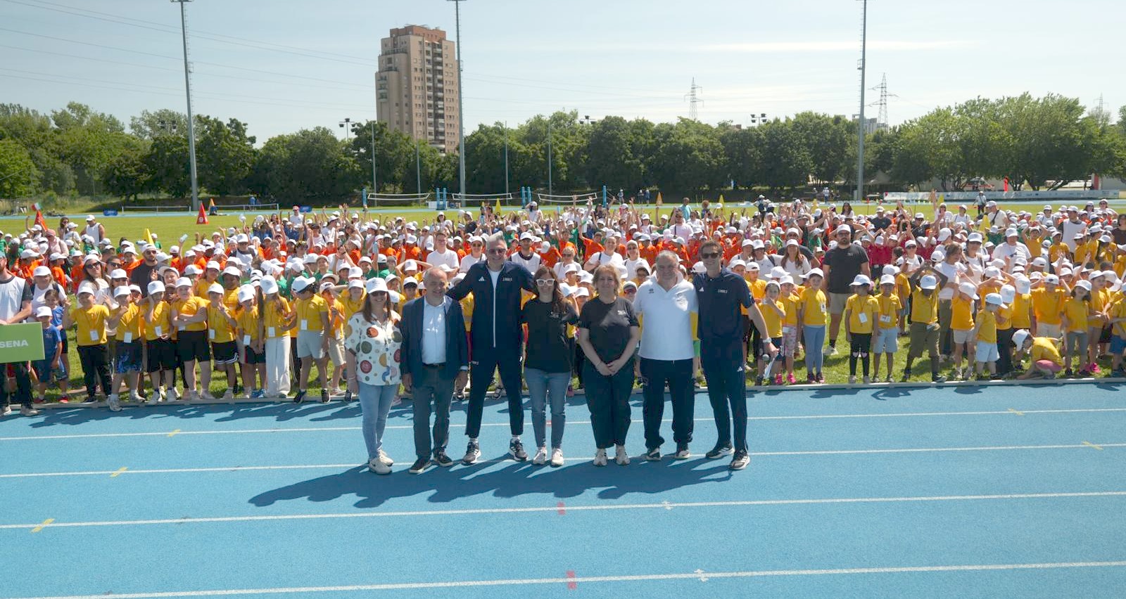 Grande festa a Bologna con oltre 1000 studenti protagonisti dell'evento finale di