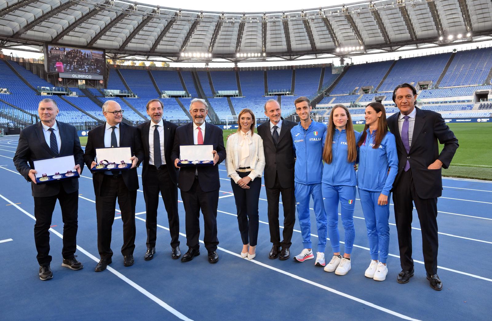 Rome 2024, a month at the European Athletics Championships: the medals and the Olimpico track revealed.  Nepi: “We will make them magical”