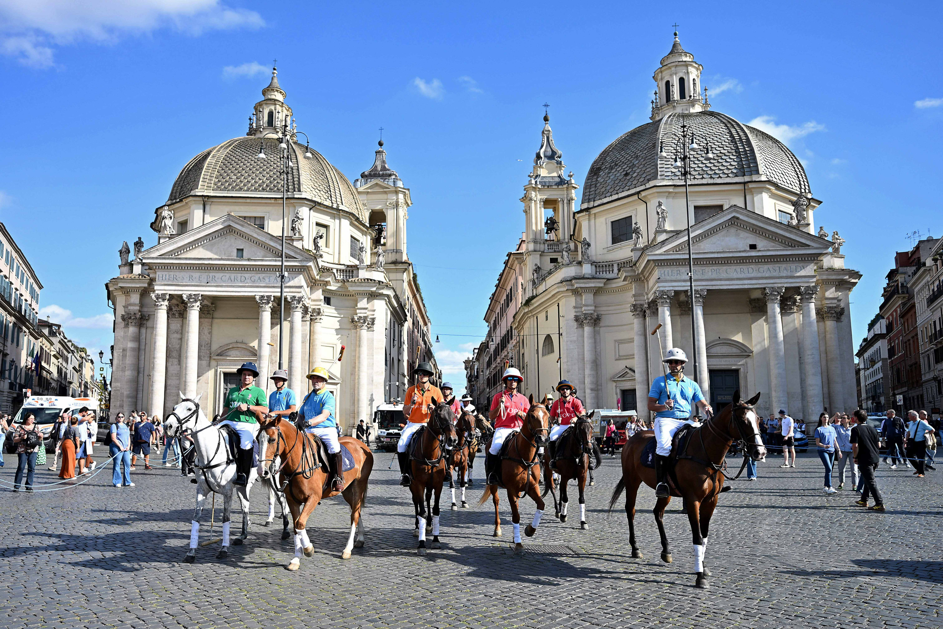 #piazzadisiena 2025 – Day 1