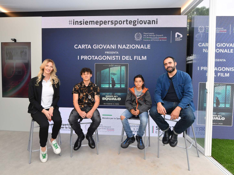 Angelika Srayuk Foto  Meezzelani GMT2971 Angelika Srayuk Foto  Meezzelani GMT2971