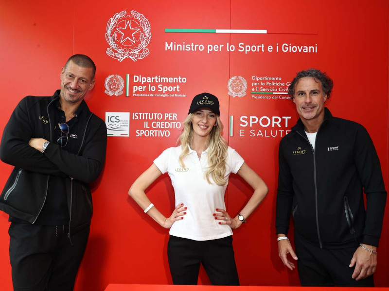 Varie sport e salute Foto Grasso  GMT 3233 Varie sport e salute Foto Grasso  GMT 3233