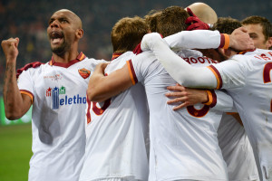esultanza gol strootman milan roma013 14  