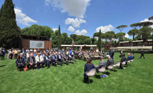 conf stampa piazza di siena foto mezzelani gmt014 conf stampa piazza di siena foto mezzelani gmt014