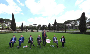 conf stampa piazza di siena foto mezzelani gmt031 conf stampa piazza di siena foto mezzelani gmt031