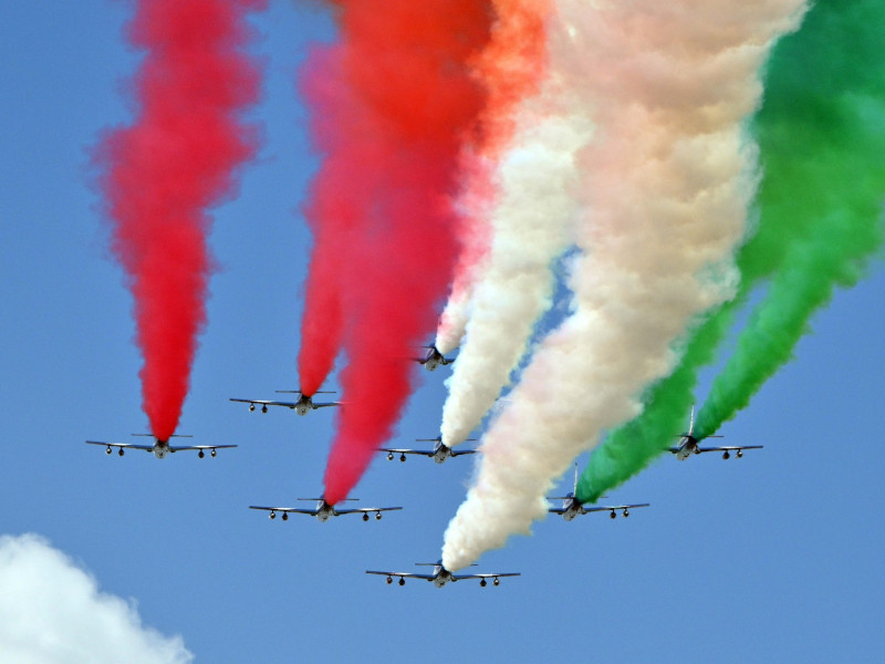 frecce tricolori   foto mezzelani  gmt010 frecce tricolori   foto mezzelani  gmt010