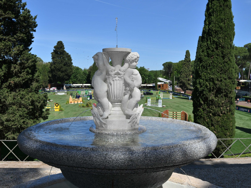 inaugurazione fontana dei pupazzi foto mezzelani gobbi   gmt211 inaugurazione fontana dei pupazzi foto mezzelani gobbi   gmt211