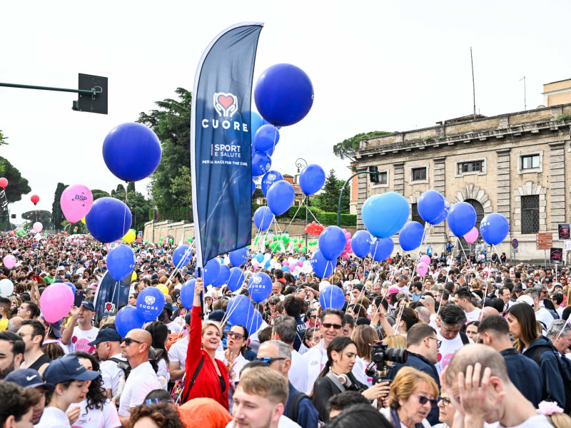 raceforthecure news foto gobbi gmt103 raceforthecure news foto gobbi gmt103