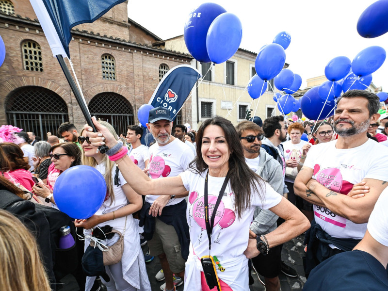 raceforthecure news foto gobbi gmt108 raceforthecure news foto gobbi gmt108