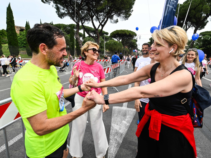 raceforthecure news foto gobbi gmt150 raceforthecure news foto gobbi gmt150