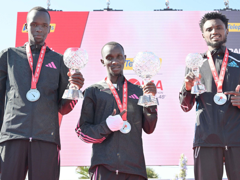 il podio maschile da sinistra il 3   bikila tadesetakele il 1   kipkemboi isaac il   kimutai wesley il podio maschile da sinistra il 3   bikila tadesetakele il 1   kipkemboi isaac il   kimutai wesley