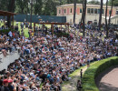 piazza di siena piena di gente  foto mezzelani gmt 016