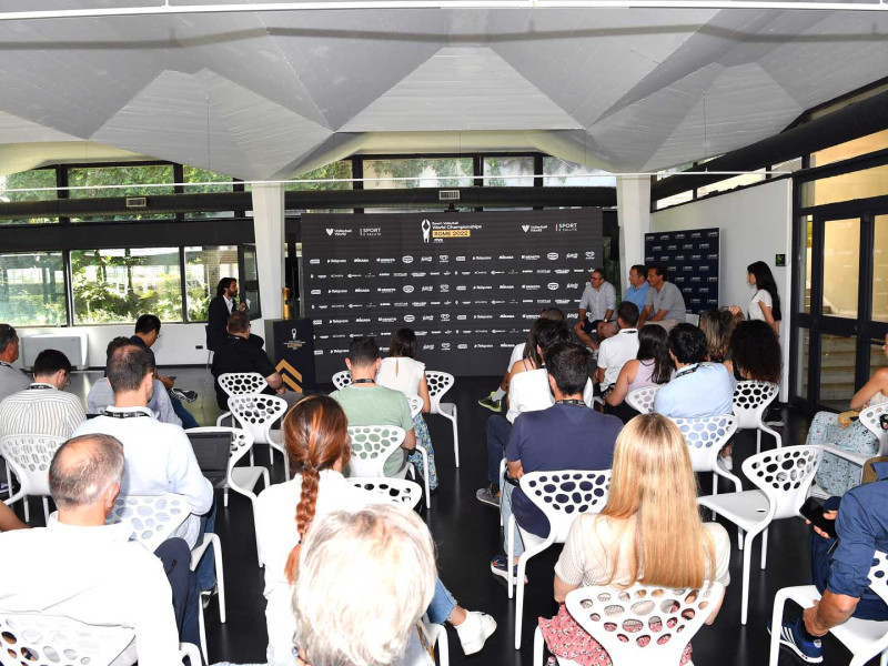 _conferenza stampa chiusura foto Mezzelani  GMT 009 _conferenza stampa chiusura foto Mezzelani  GMT 009