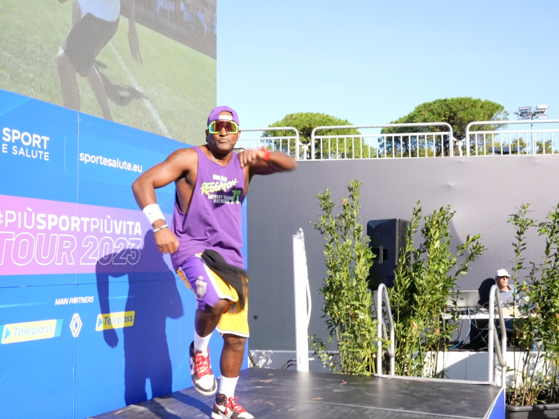 C4860.MP4.06_44_23_10.Immagine001 C4860.MP4.06_44_23_10.Immagine001