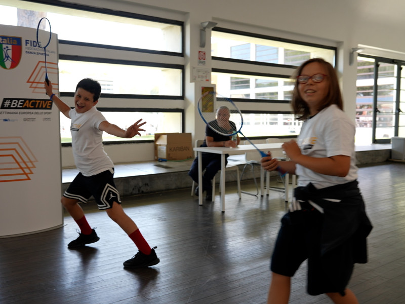 C4920.MP4.08_07_27_00.Immagine001 C4920.MP4.08_07_27_00.Immagine001