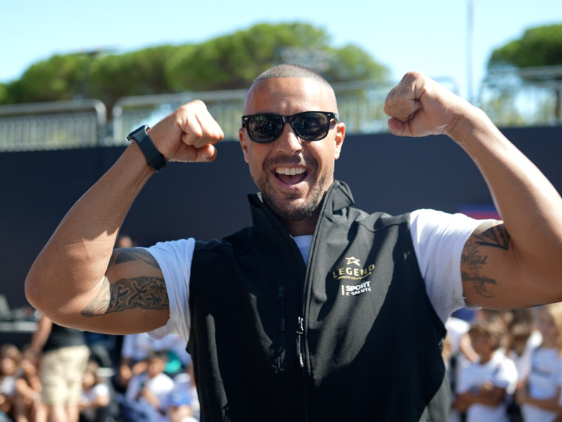 C4931.MP4.08_13_23_41.Immagine001 C4931.MP4.08_13_23_41.Immagine001