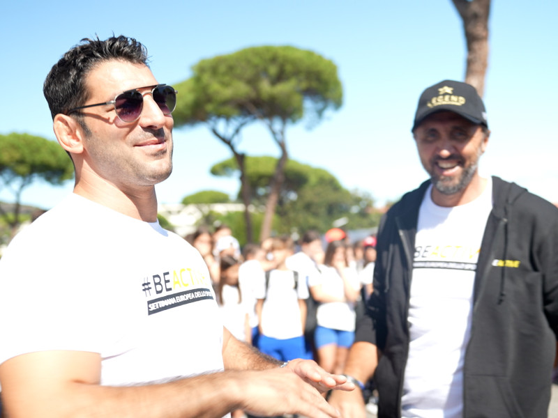 C4932.MP4.08_13_28_09.Immagine002 C4932.MP4.08_13_28_09.Immagine002