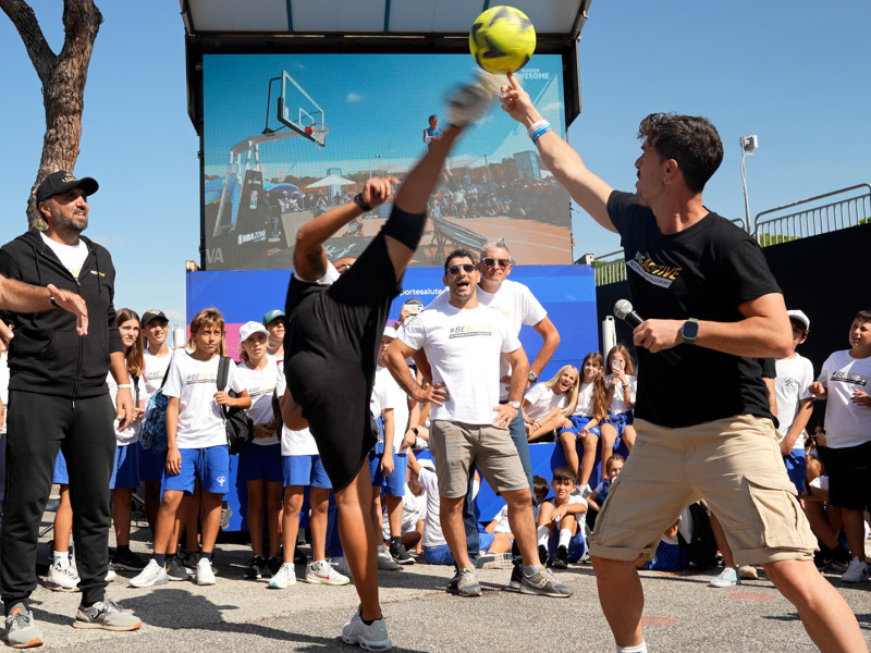 C4942.MP4.08_18_39_26.Immagine001 C4942.MP4.08_18_39_26.Immagine001