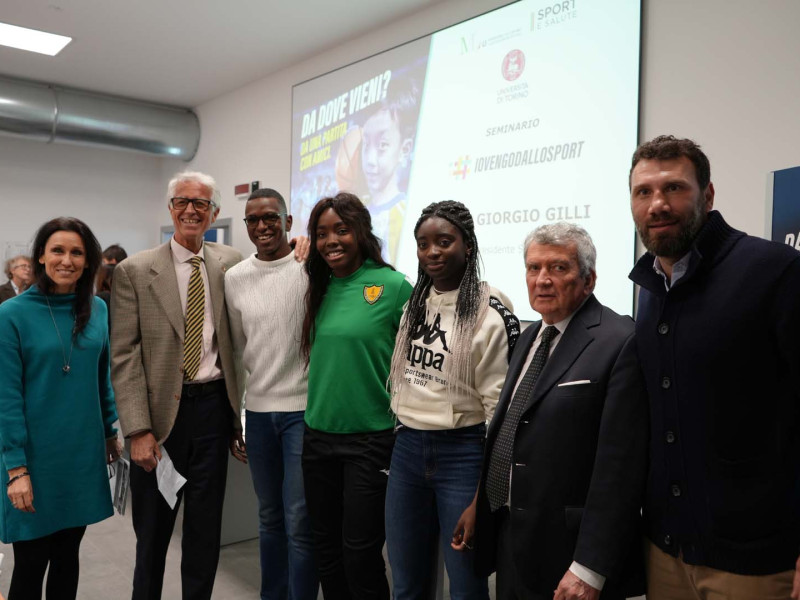 da sx Chiuso, D'Elicio, Bencome, Osakue, Nnachi, Gilli, Loria da sx Chiuso, D'Elicio, Bencome, Osakue, Nnachi, Gilli, Loria