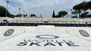 street-skateboarding-rome street-skateboarding-rome