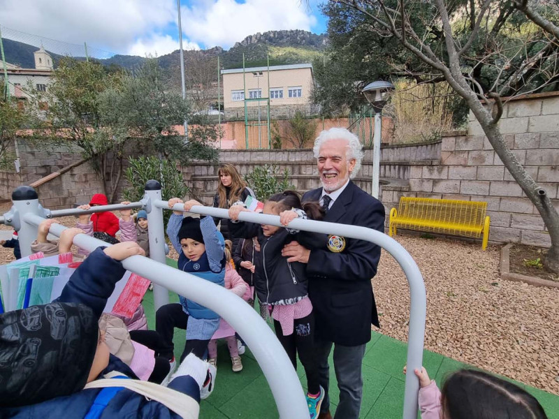 1706867833701 1706867833701