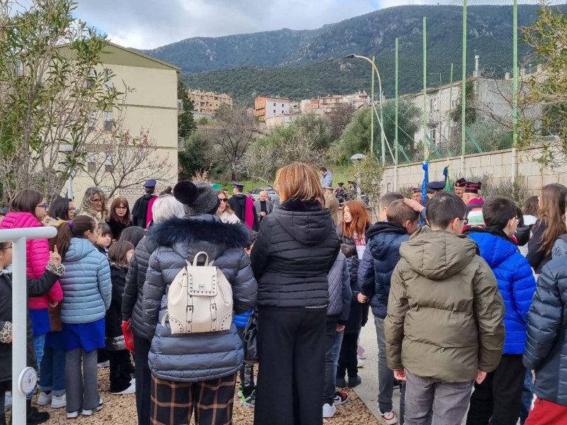 1706867833718 1706867833718