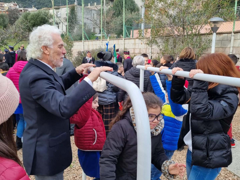 1706867833733 1706867833733