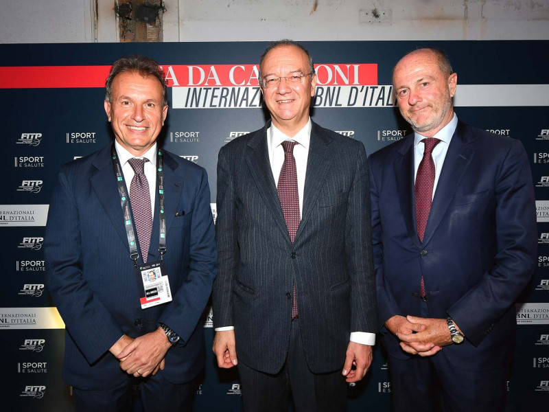 Una Vita da Campioni  Foto Mezzelani GMT 210 Una Vita da Campioni  Foto Mezzelani GMT 210