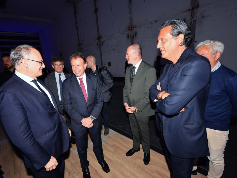 Una Vita da Campioni Gualtieri Foto Mezzelani GMT 112  Una Vita da Campioni Gualtieri Foto Mezzelani GMT 112